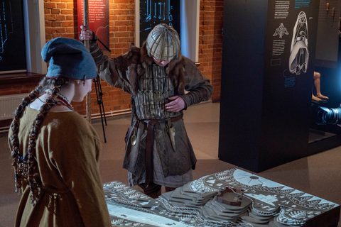 Костюмированная программа в зале